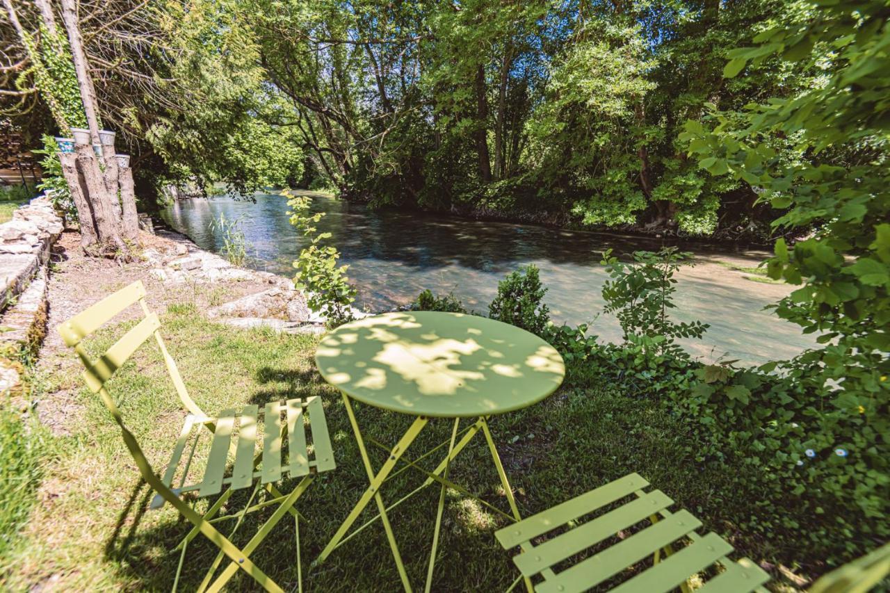Gites Serenae Avec Vue Sur Riviere Val de Vesle Exterior photo